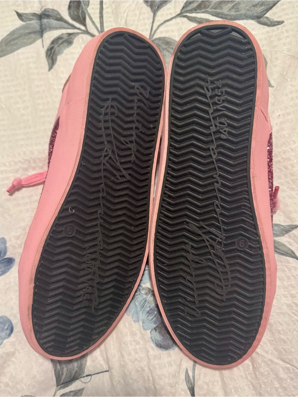 Vintage Havana Pink Glitter Low-Top Sneakers - Picture 5 of 5
